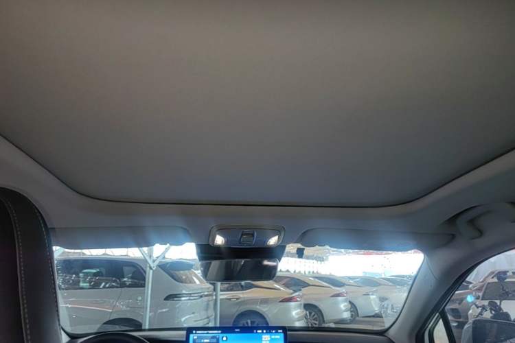 Used AION S Plus 2023 80 Tech Edition Ternary Lithium Headliner