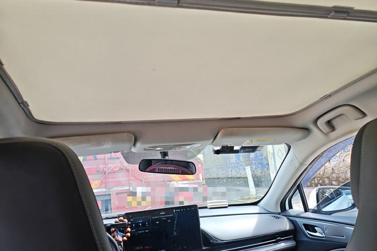 Used AION S Plus 2023 70 Intelligent Edition Lithium Iron Phosphate Headliner