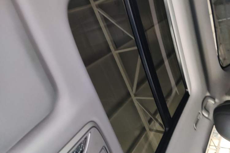 Used AION S Plus 2023 70 Intelligent Edition Lithium Iron Phosphate Headliner