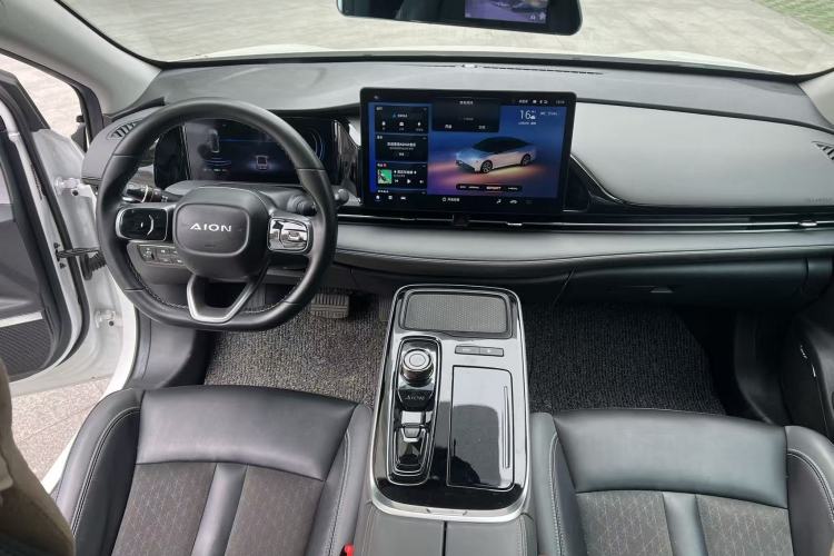 Used AION S Plus 2023 70 Enjoy Edition Lithium Iron Phosphate Interior 1