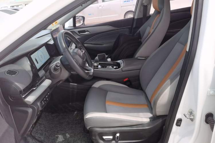 Used AION S Plus 2023 70 Enjoy Edition Lithium Iron Phosphate Left Front Seat