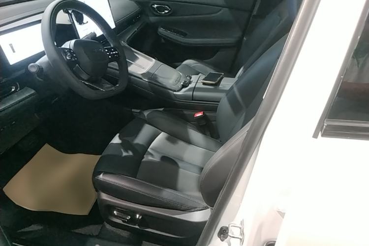 Used AION S Plus 2023 70 Intelligent Edition Lithium Iron Phosphate Left Front Seat