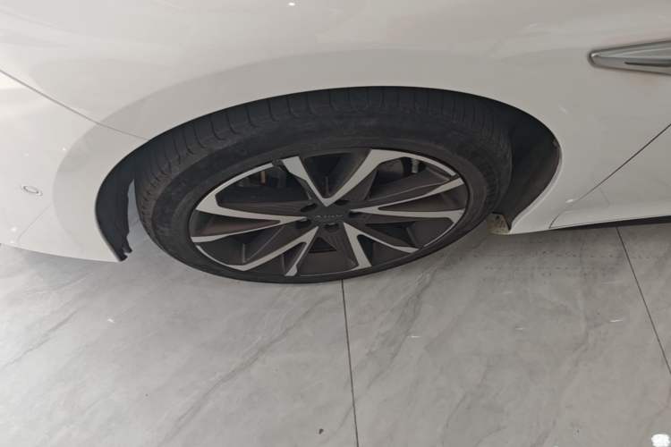 Used AION S Plus 2023 70 Intelligent Driving Version Ternary Lithium Left Front Wheel Hub