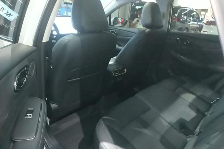 Used AION S Plus 2023 70 Intelligent Edition Lithium Iron Phosphate Left Rear Seat