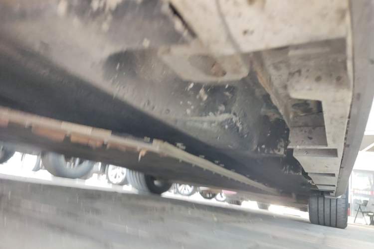Used AION S Plus 2023 70 Intelligent Edition Lithium Iron Phosphate Left Side Sill