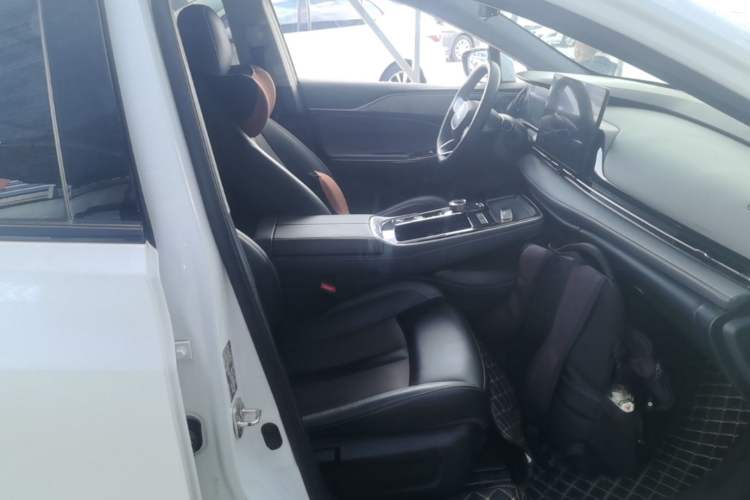 Used AION S Plus 2023 70 Enjoyment Edition Ternary Lithium Right Front Seat