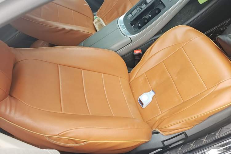Used AION S Plus 2023 70 Enjoy Edition Lithium Iron Phosphate Right Front Seat