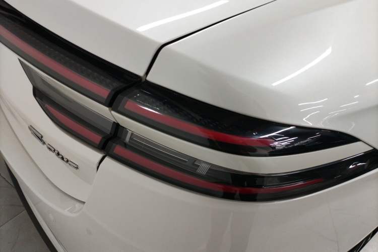 Used AION S Plus 2023 70 Intelligent Edition Lithium Iron Phosphate Right Rear Taillight