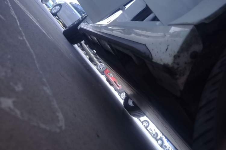 Used AION S Plus 2023 70 Enjoyment Edition Ternary Lithium Right Side Sill