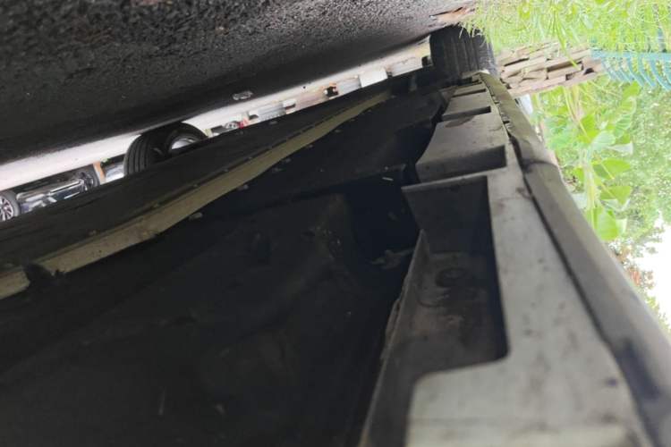 Used AION S Plus 2023 70 Intelligent Edition Lithium Iron Phosphate Right Side Sill