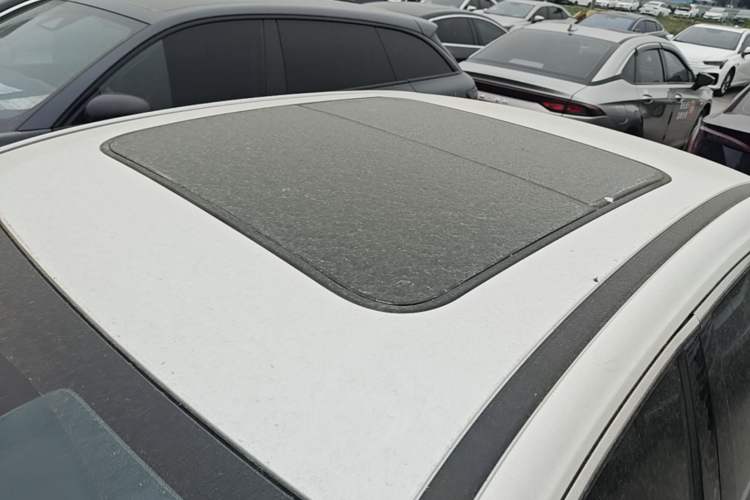 Used AION S Plus 2023 70 Enjoy Edition Lithium Iron Phosphate Roof