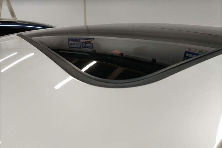 Used AION S Plus 2023 70 Intelligent Edition Lithium Iron Phosphate Roof