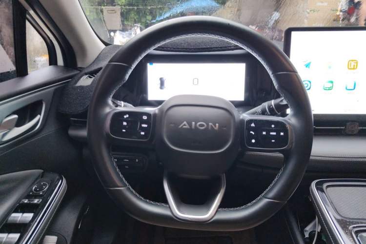 Used AION S Plus 2023 70 Enjoy Edition Lithium Iron Phosphate Steering Wheel
