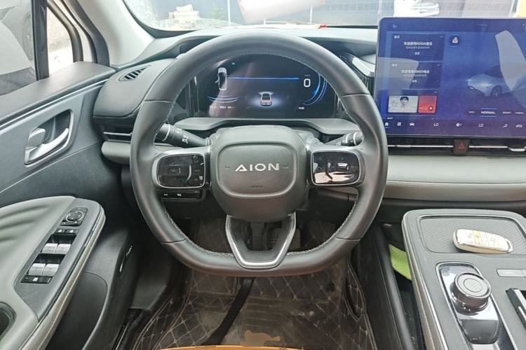 Used AION S Plus 2023 70 Enjoy Edition Lithium Iron Phosphate Steering Wheel