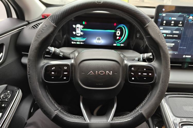 Used AION S Plus 2023 70 Intelligent Edition Lithium Iron Phosphate Steering Wheel