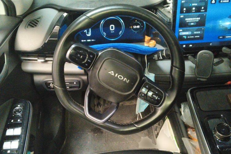 Used AION S Plus 2023 70 Intelligent Edition Lithium Iron Phosphate Steering Wheel