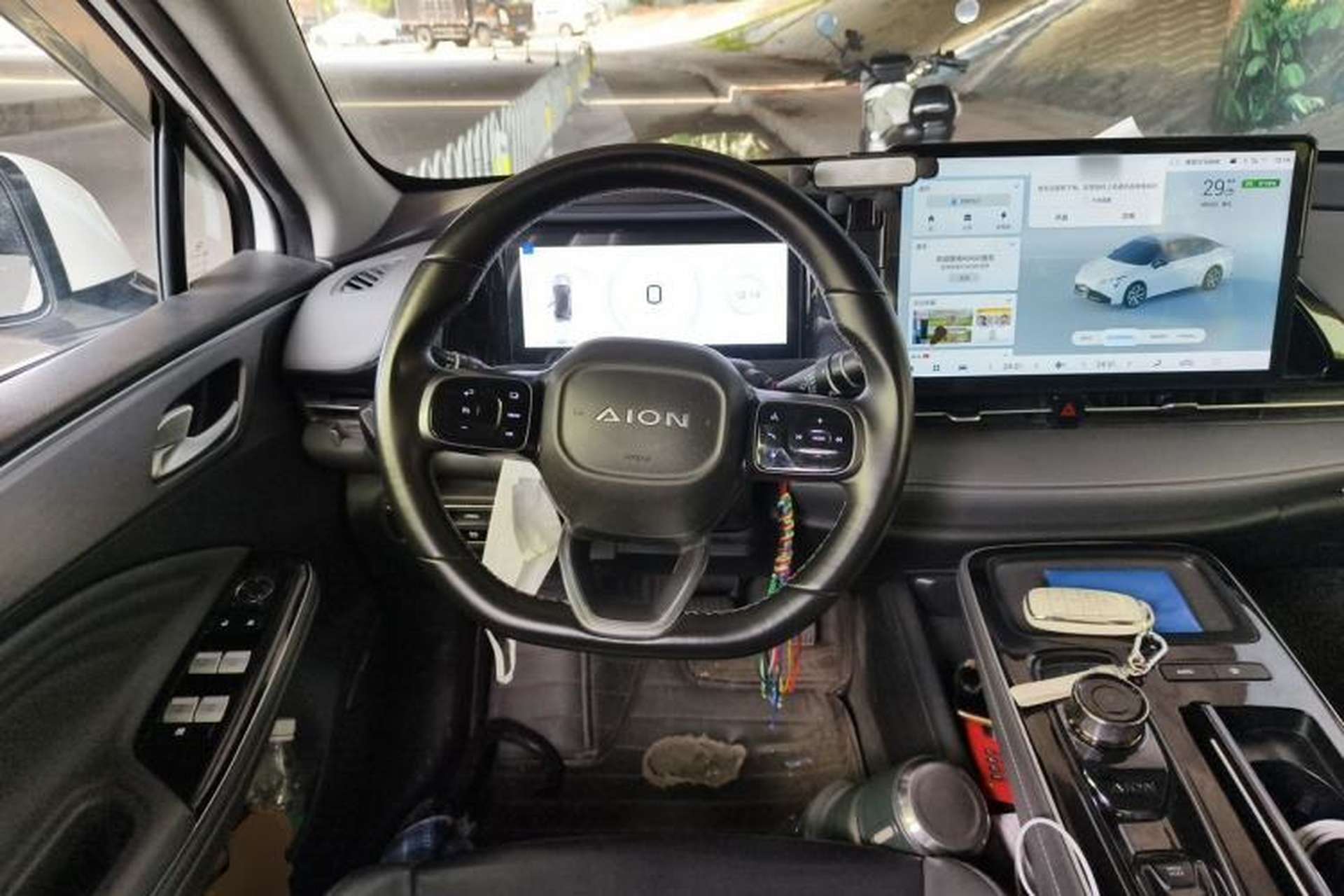 Used AION S Plus 2023 70 Enjoy Edition Lithium Iron Phosphate Steering Wheel