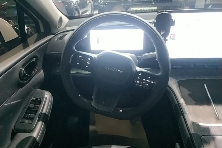 Used AION S Plus 2023 70 Intelligent Edition Lithium Iron Phosphate Steering Wheel