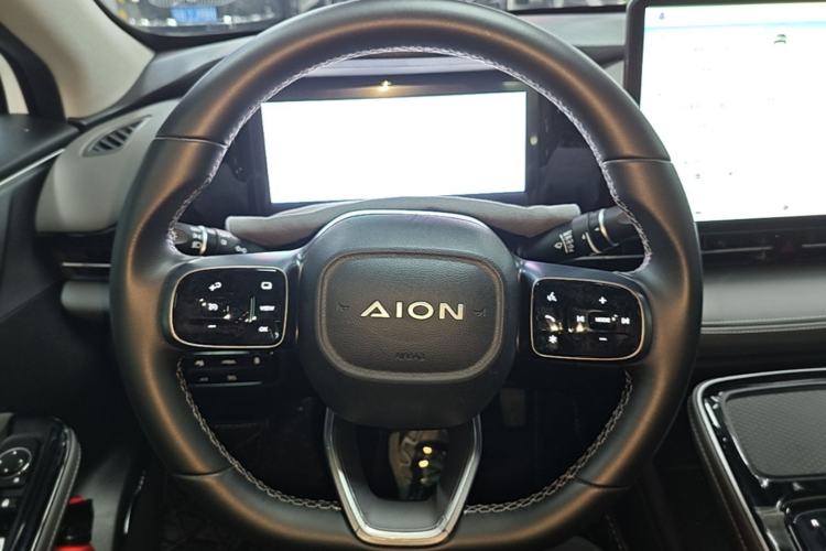Used AION S Plus 2023 70 Enjoy Edition Lithium Iron Phosphate Steering Wheel
