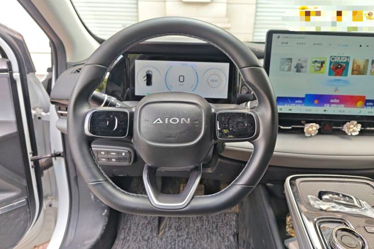 Used AION S Plus 2023 70 Enjoy Edition Lithium Iron Phosphate Steering Wheel