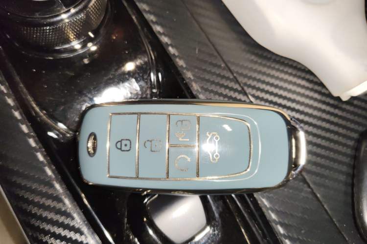 Used AION S Plus 2023 70 Intelligent Edition Lithium Iron Phosphate Vehicle Key