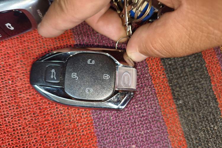 Used AION S Plus 2023 70 Intelligent Edition Lithium Iron Phosphate Vehicle Key