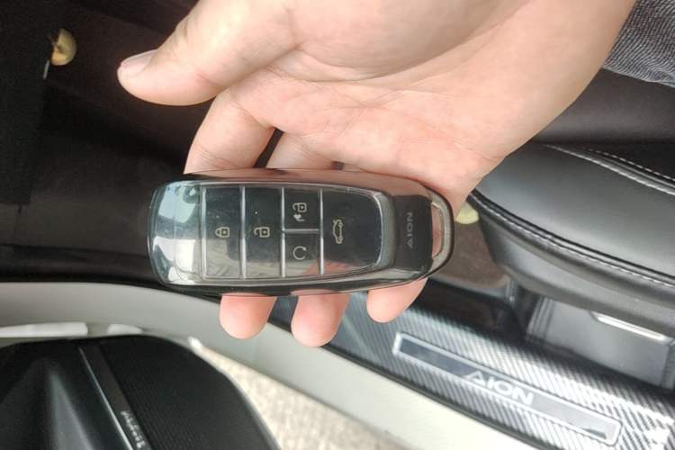 Used AION S Plus 2023 70 Enjoy Edition Lithium Iron Phosphate Vehicle Key