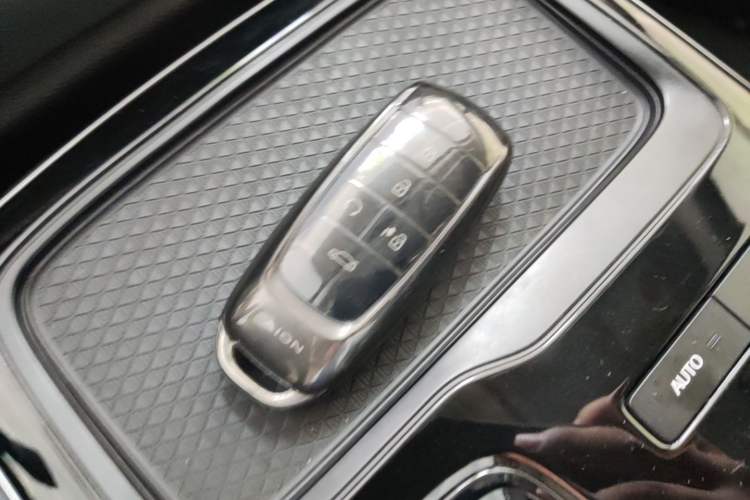 Used AION S Plus 2023 70 Intelligent Edition Lithium Iron Phosphate Vehicle Key