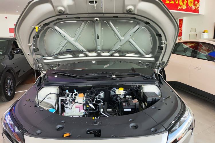 Used AION S Plus 2025 Comfort Version 53.241 kWh Engine Bay