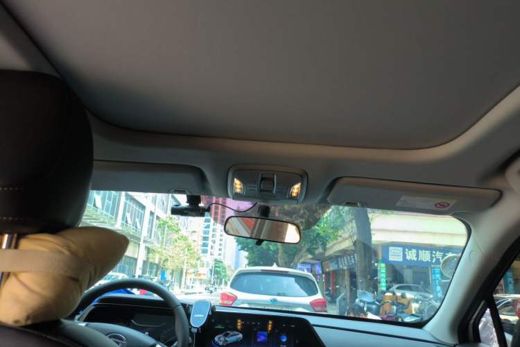 Used AION S Plus 2025 Comfort Version 52.998 kWh Headliner