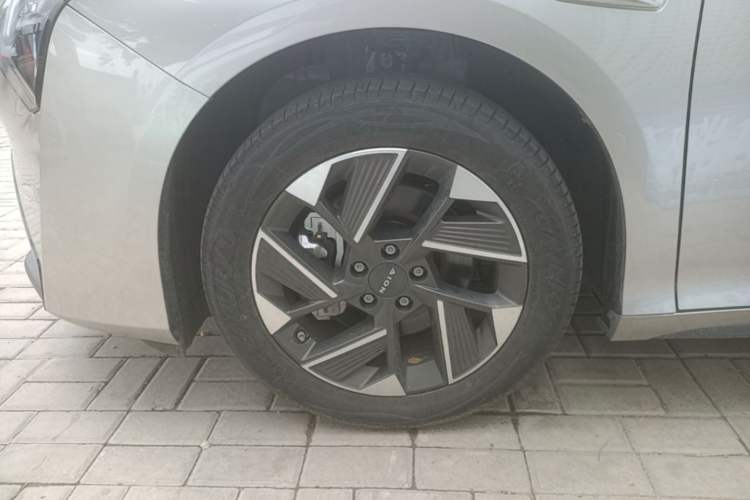 Used AION S Plus 2025 Comfort Version 53.241 kWh Left Front Wheel Hub