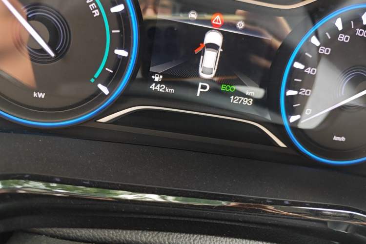 Used AION S Plus 2025 Comfort Version 53.241 kWh Odometer Close Up