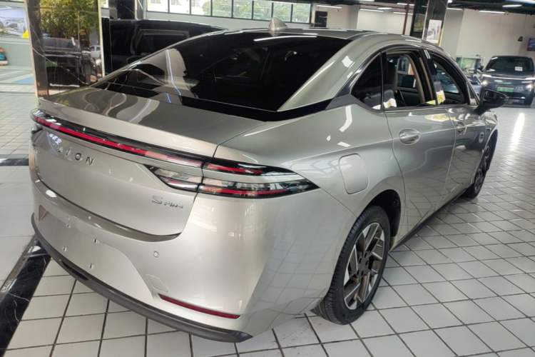 Used AION S Plus 2025 Comfort Version 53.241 kWh Rear Right 45 Deg