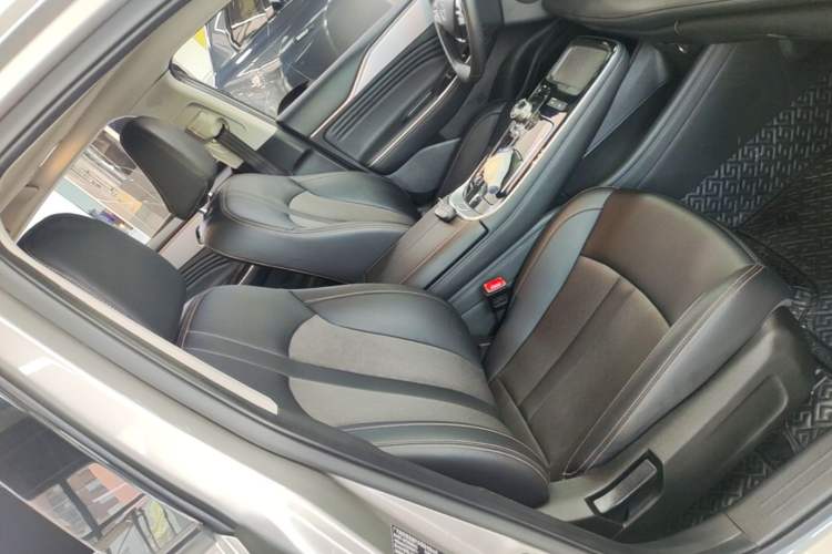 Used AION S Plus 2025 Comfort Version 53.241 kWh Right Front Seat