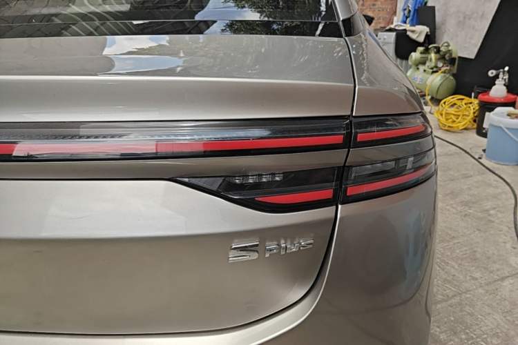 Used AION S Plus 2025 Comfort Version 53.241 kWh Right Rear Taillight