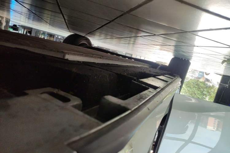 Used AION S Plus 2025 Comfort Version 53.241 kWh Right Side Sill