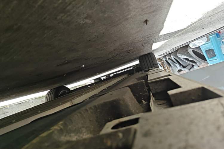 Used AION S Plus 2025 Comfort Version 53.241 kWh Right Side Sill