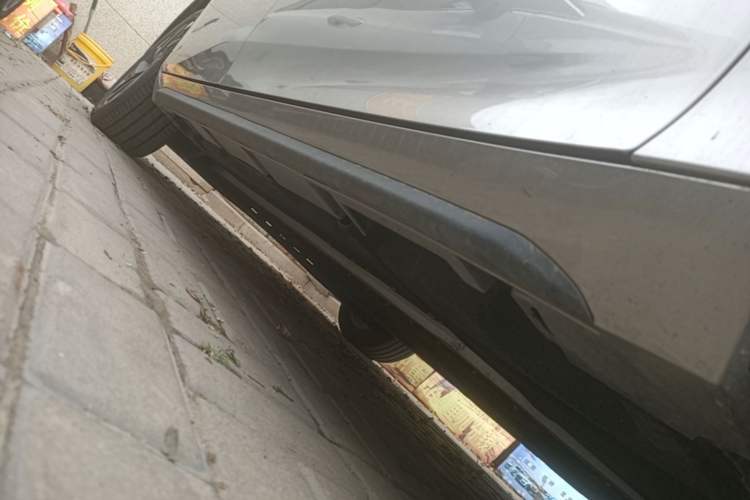 Used AION S Plus 2025 Comfort Version 53.241 kWh Right Side Sill