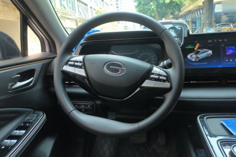 Used AION S Plus 2025 Comfort Version 52.998 kWh Steering Wheel
