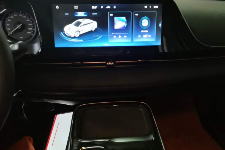 Used AION S Plus 2025 Comfort Version 53.241 kWh Audio And AC Panel