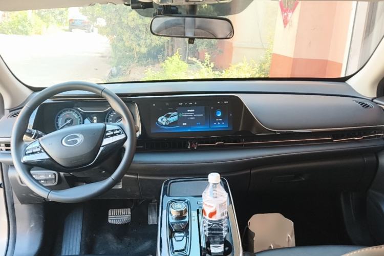 Used AION S Plus 2025 Travel Edition 53.241 kWh Center Console
