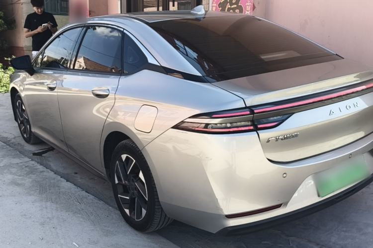 Used AION S Plus 2025 Travel Edition 53.241 kWh Exterior 2