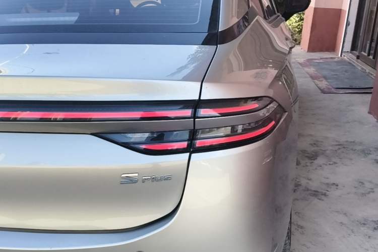 Used AION S Plus 2025 Travel Edition 53.241 kWh Exterior 3