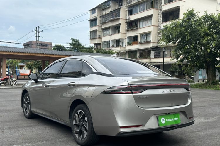 Used AION S Plus 2025 Comfort Version 53.241 kWh Exterior 4