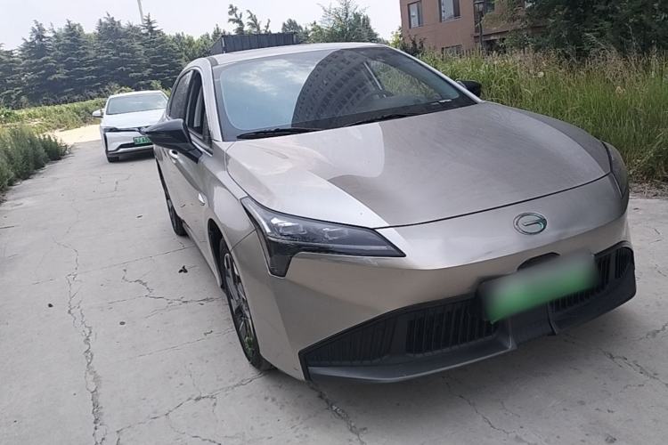 Used AION S Plus 2025 Travel Edition 53.241 kWh Front Right 45 Deg