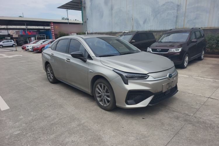 Used AION S Plus 2025 Travel Edition 52.998 kWh Front Right 45 Deg