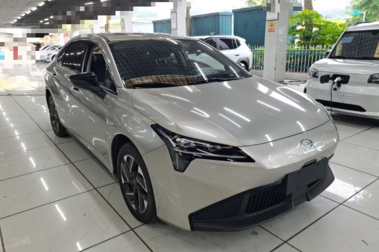 Used AION S Plus 2025 Comfort Version 53.241 kWh Front Right 45 Deg