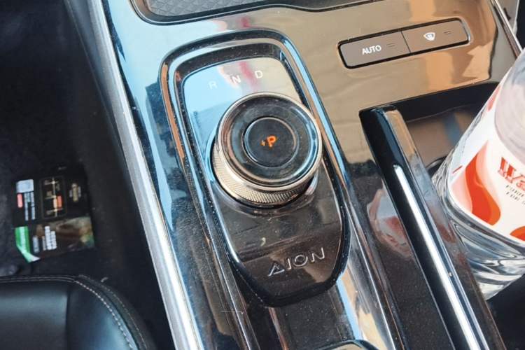 Used AION S Plus 2025 Travel Edition 53.241 kWh Gear Lever