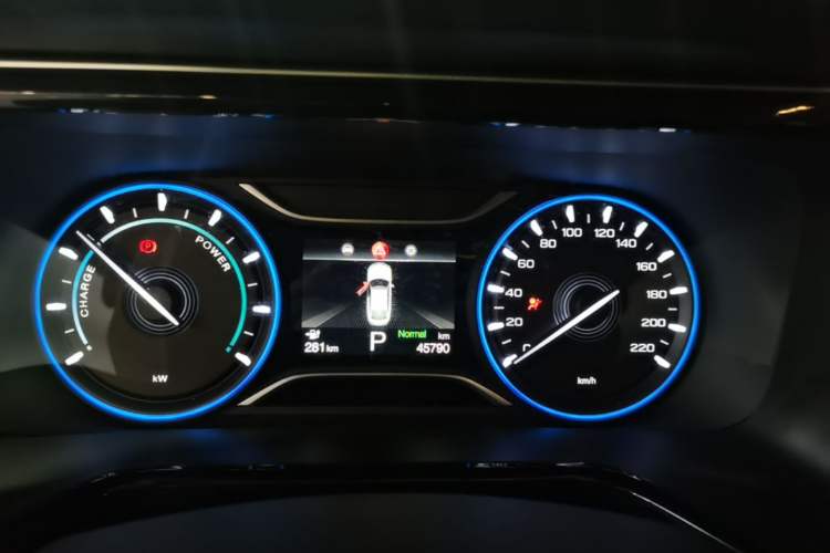 Used AION S Plus 2025 Comfort Version 53.241 kWh Instrument Cluster