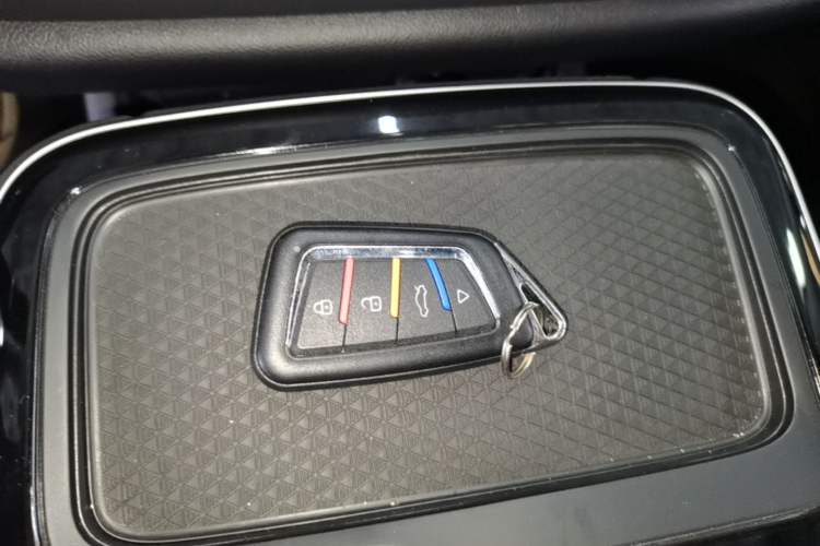 Used AION S Plus 2025 Comfort Version 53.241 kWh Interior 1